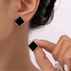 Gold Tone Trim Black Clover Stud Earrings New